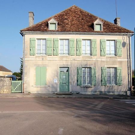 Gite Communal 148 Sainpuits Luaran gambar
